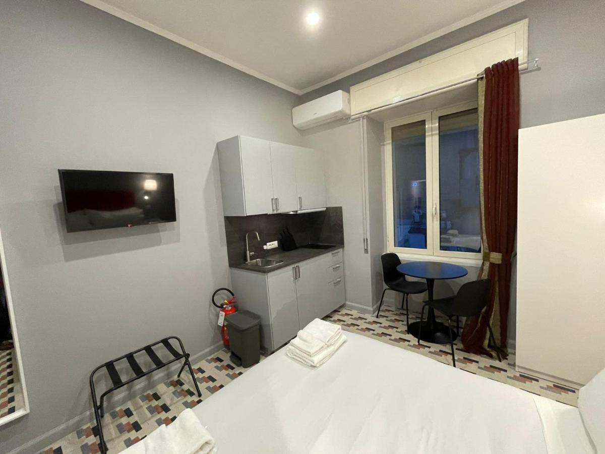 La Cornucopia Apartment Napoli Bagian luar foto