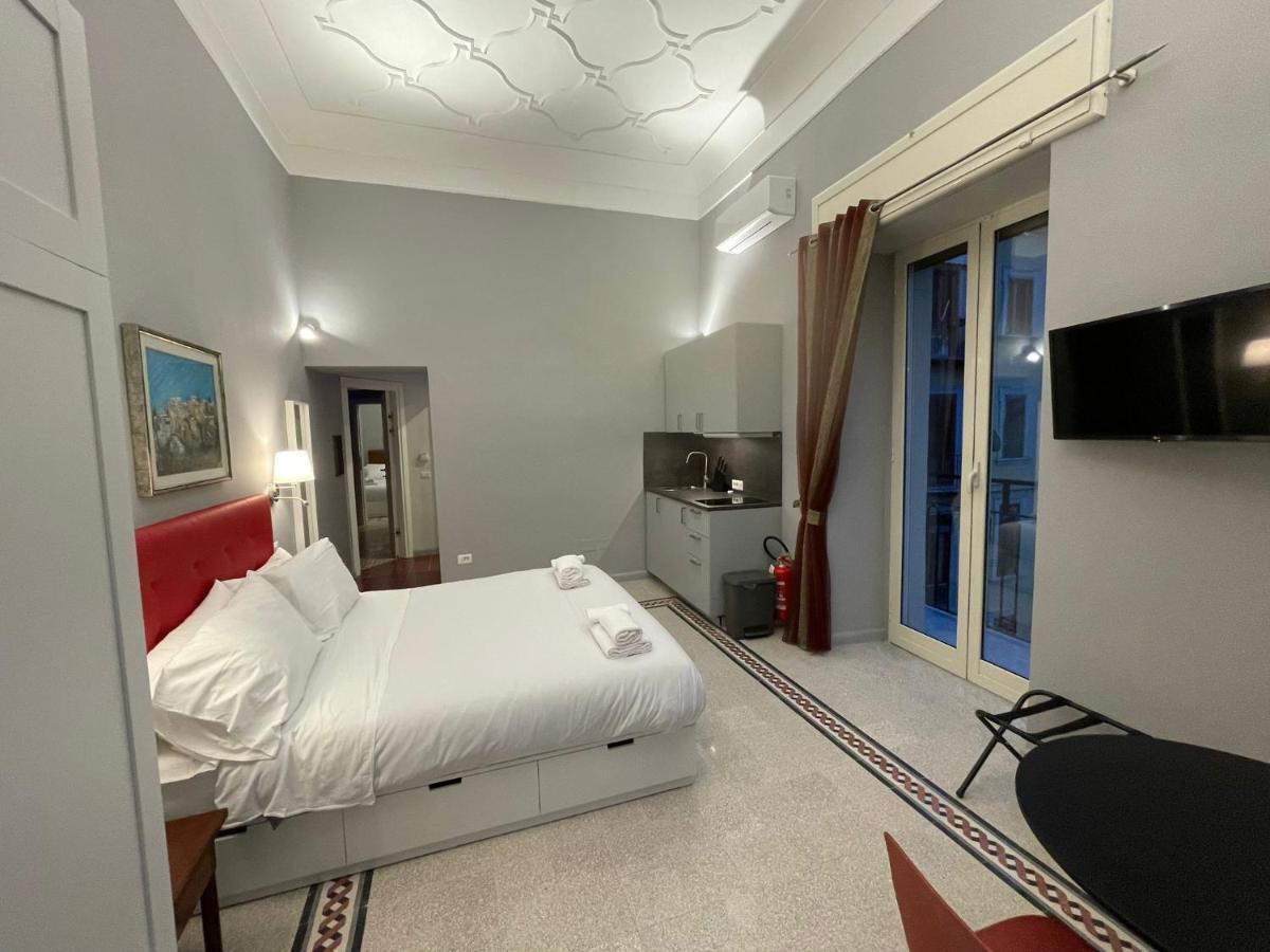 La Cornucopia Apartment Napoli Bagian luar foto